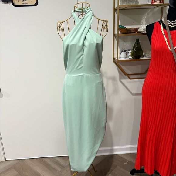 ASTR Jodie Dress Mint Size L Asymmetrical Halter Strap Low Back Keyhole Wedding - Picture 5 of 13